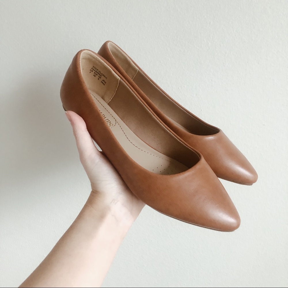 Brown Leather Flats - Pointed Toe - Size 7